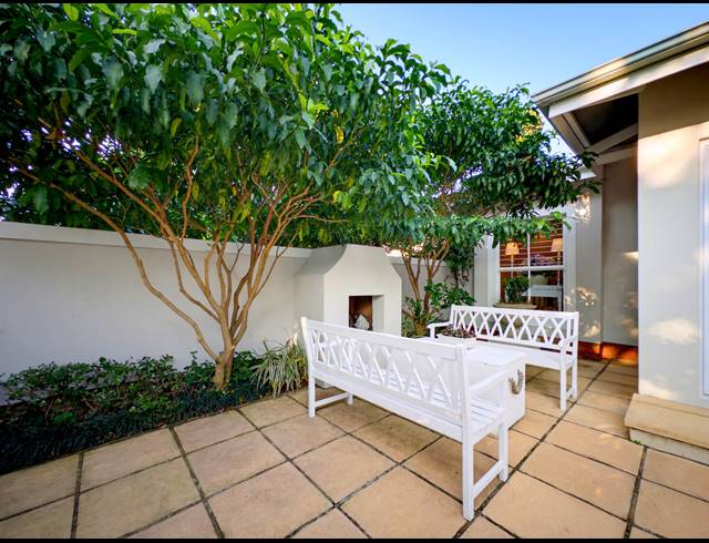 3 BEDROOM TOWNHOUSE FOR SALE IN BALLITO CENTRAL